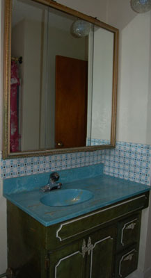sinkbathroom.jpg
